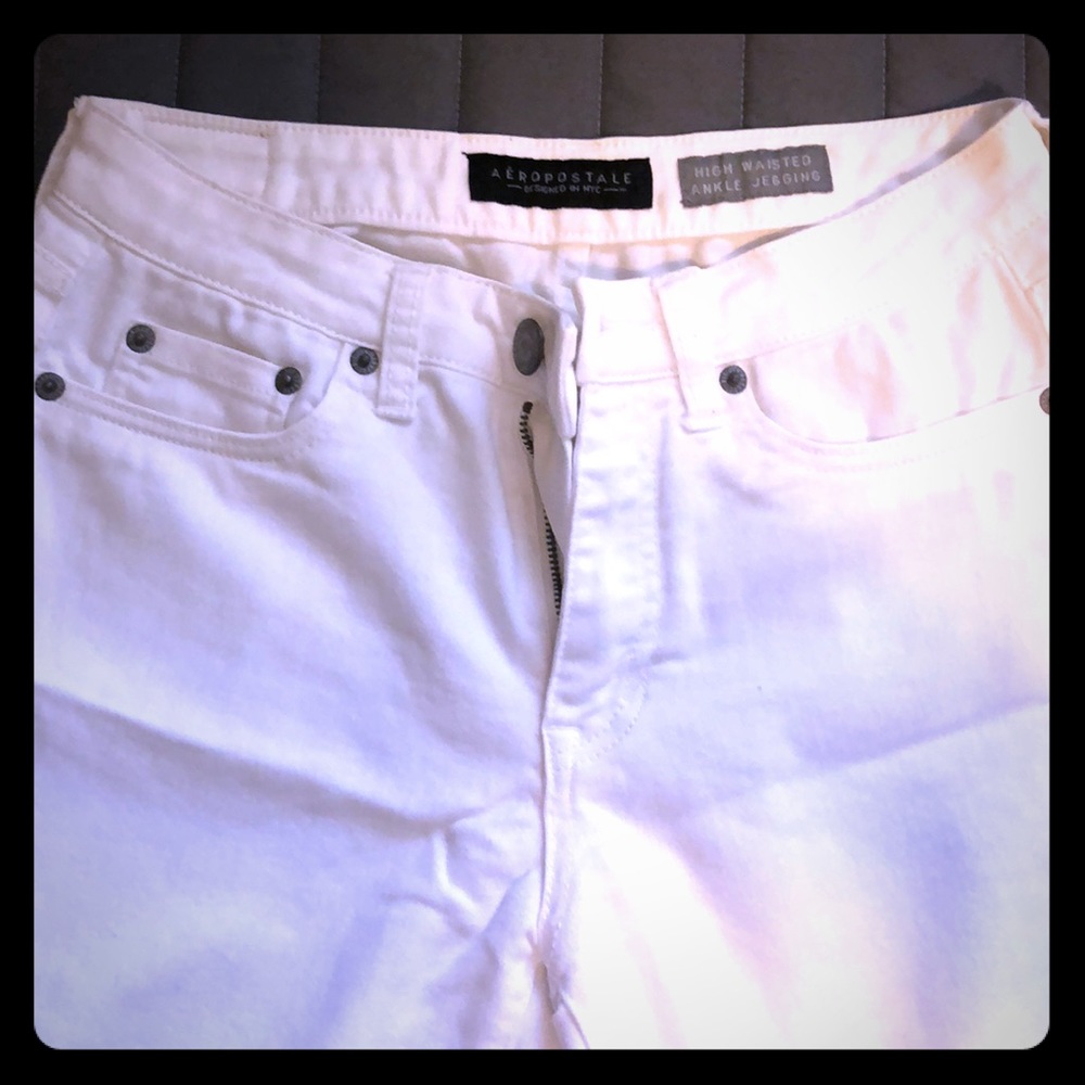 Aeropostale High Waisted Ankle Jegging